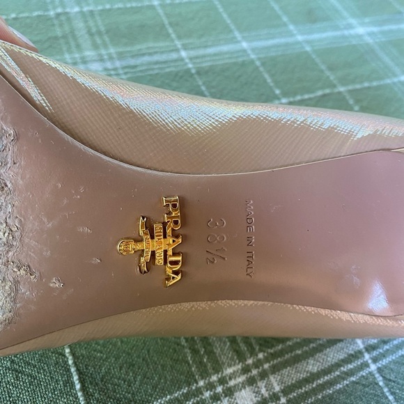 Authentic PRADA nude beige mid heel patent pointed toe heels with COA - Picture 8 of 13